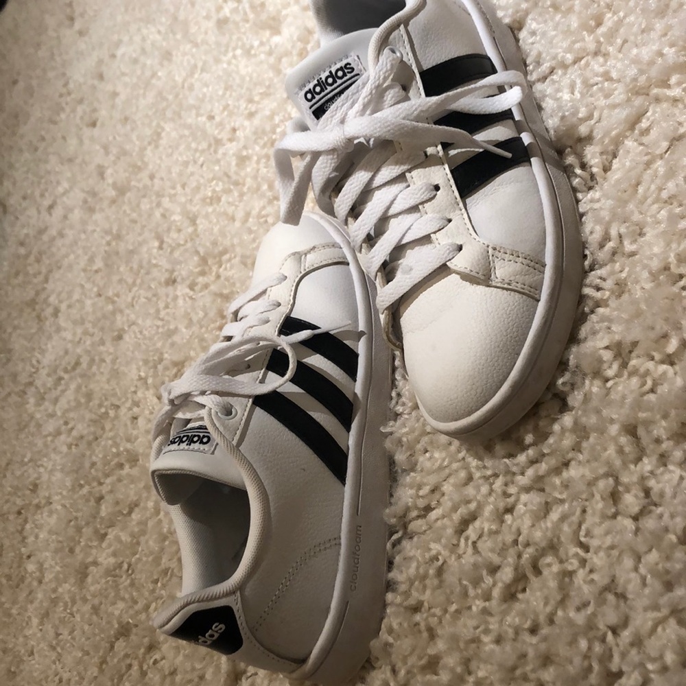 Adidas cloud foam sneakers